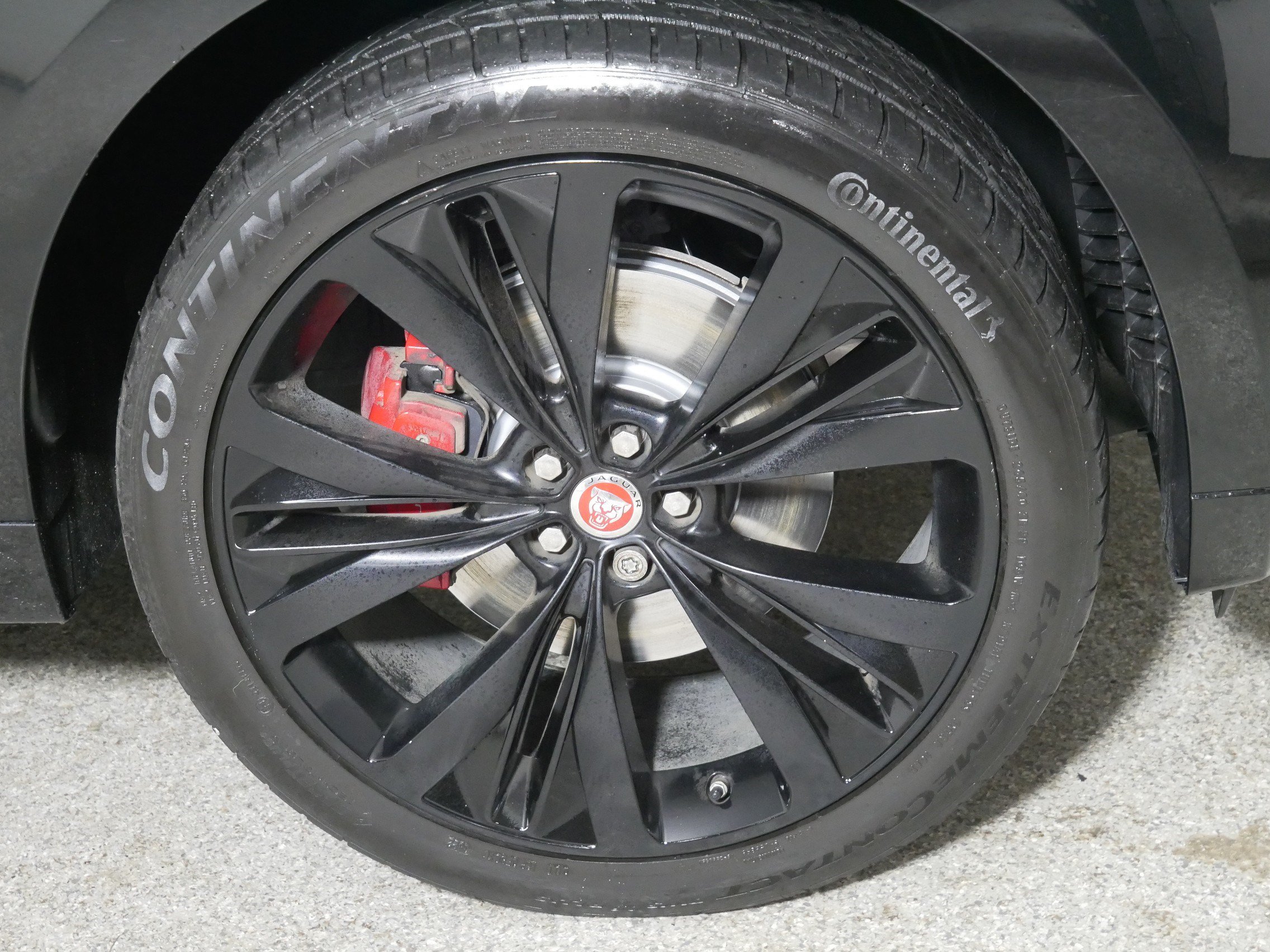 Used 2019 Jaguar F-PACE S AWD/4WD image 15