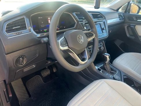 Used 2022 Volkswagen Tiguan S image 24