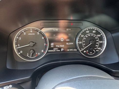 New 2025 Mitsubishi Outlander SE image 28