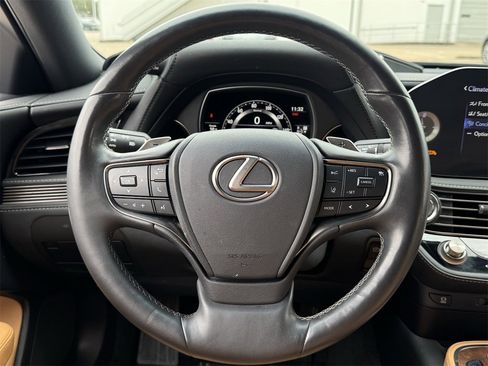 Used 2021 Lexus LS 500 w/ Accessory Package (Z2) image 11