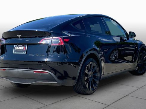 Used 2021 Tesla Model Y Long Range AWD/4WD image 12