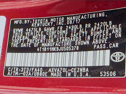 Used 2018 Toyota Camry L image 39