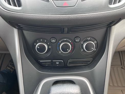 Used 2013 Ford Escape SE image 33