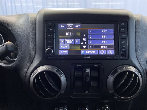 Certified 2018 Jeep Wrangler Unlimited Sport S image 16