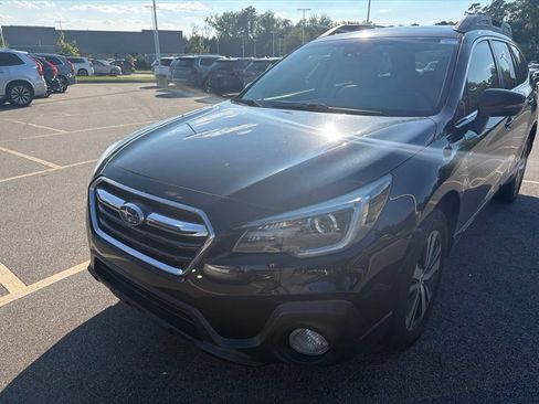 Used 2018 Subaru Outback 2.5i Limited AWD/4WD image 26