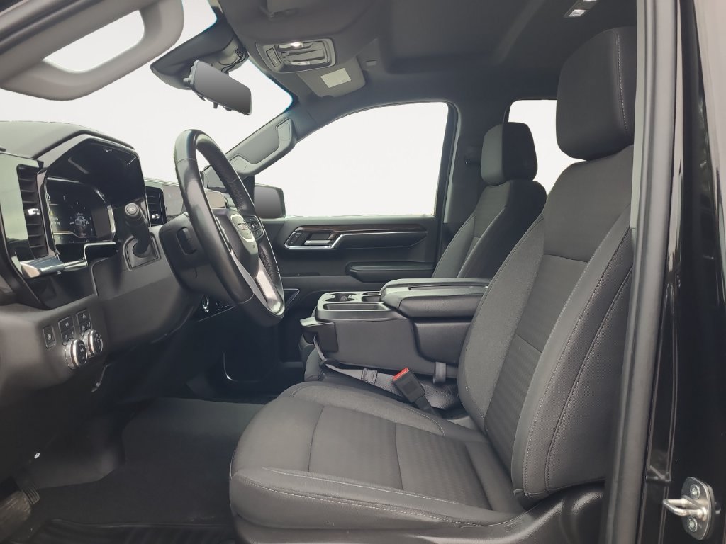 Used 2024 GMC Sierra 1500 Elevation AWD/4WD image 9