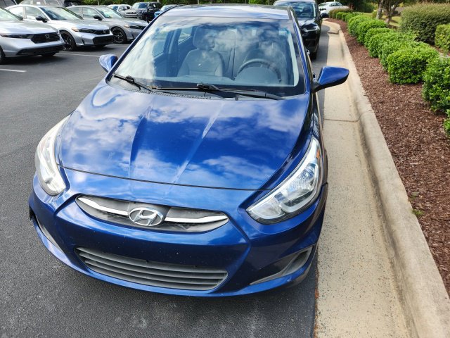 Used 2016 Hyundai Accent SE w/ Option Group 02 FWD image 1