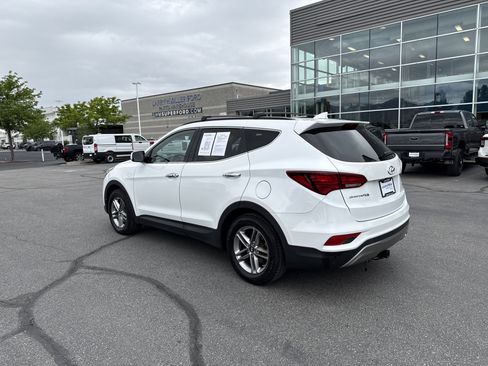 Used 2017 Hyundai Santa Fe Sport AWD/4WD image 3