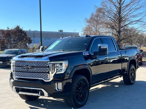 Used 2023 GMC Sierra 2500 Denali w/ Denali Black Diamond Edition image 5