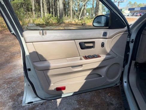 Used 2005 Mercury Sable LS image 16