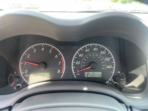 Used 2010 Toyota Corolla FWD image 10