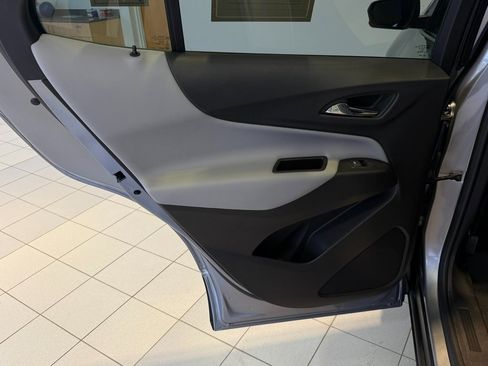 Certified 2023 Chevrolet Equinox LS w/ LS Convenience Package image 24