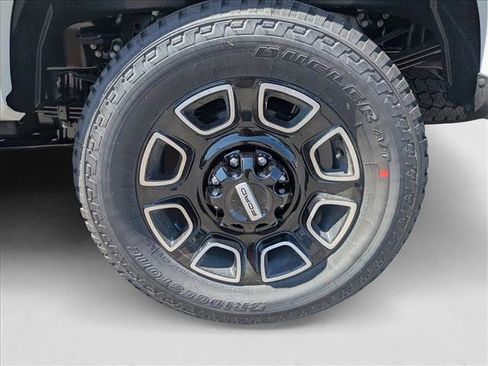 New 2025 Ford F250 Platinum image 10