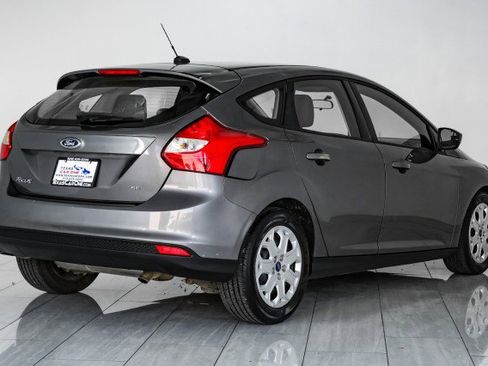 Used 2012 Ford Focus SE image 6