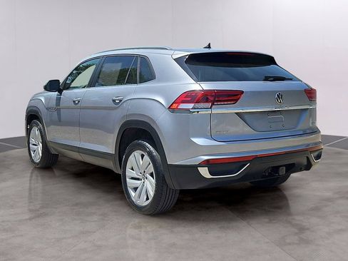 Used 2023 Volkswagen Atlas Cross Sport SE w/ Panoramic Sunroof Package AWD/4WD image 5