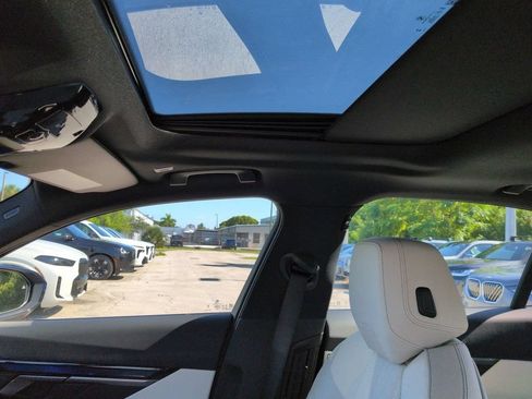 New 2027 BMW 530i xDrive w/ M Sport Package AWD/4WD image 19