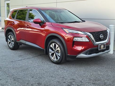 Used 2023 Nissan Rogue SV FWD image 6