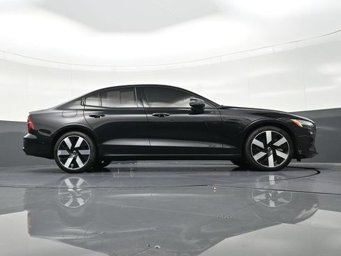 Certified 2024 Volvo S60 T8 Plus image 29