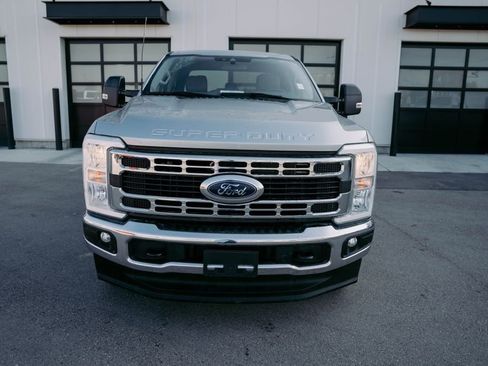 Used 2024 Ford F350 XLT image 2
