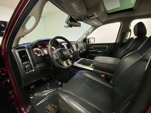 Used 2019 RAM 1500 Laramie w/ Convenience Group RWD image 15