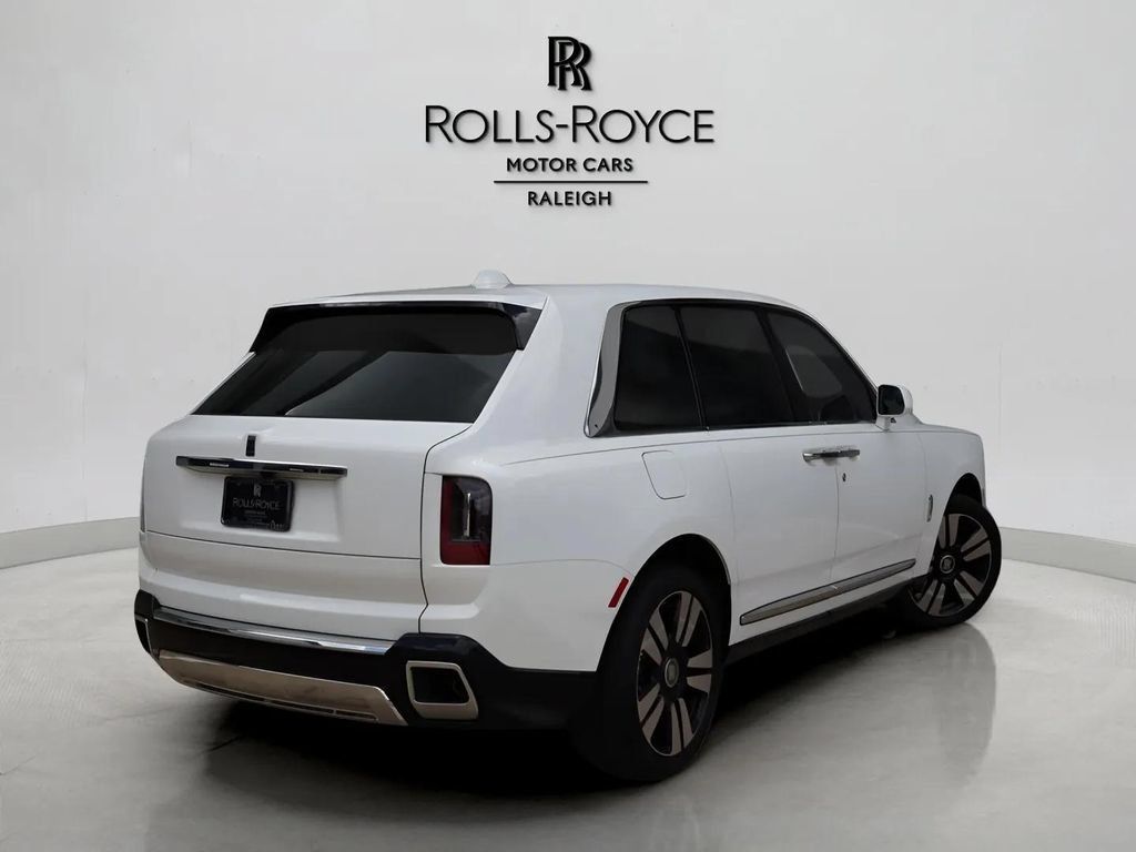 Certified 2026 Rolls-Royce Cullinan w/ Cullinan Package AWD/4WD image 2