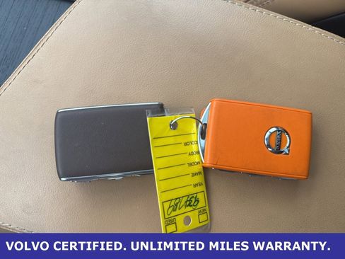 Certified 2023 Volvo XC90 B6 Ultimate image 27