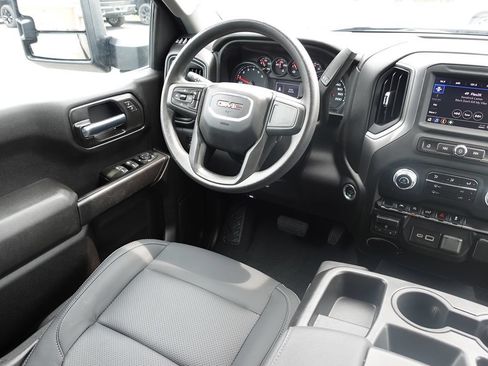 Used 2024 GMC Sierra 1500 Pro w/ Graphite Edition AWD/4WD image 41