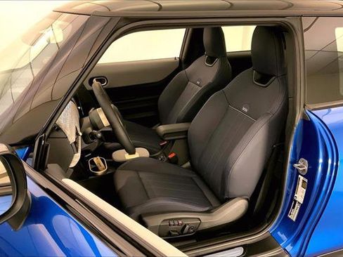 Used 2025 MINI Cooper S image 13