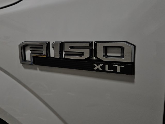 Used 2019 Ford F150 XLT w/ Equipment Group 302A Luxury AWD/4WD image 39