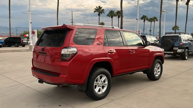 Used 2018 Toyota 4Runner SR5 AWD/4WD image 25