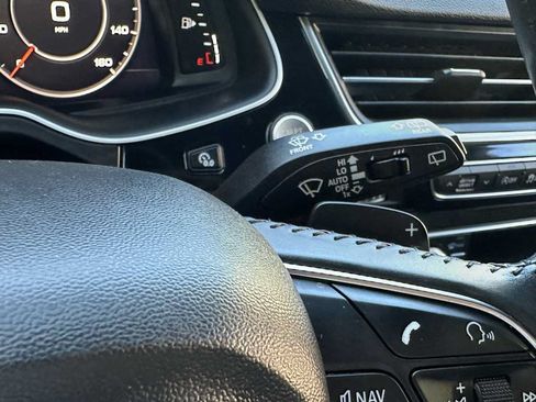 Used 2017 Audi Q7 3.0T Premium Plus w/ Premium Plus Package AWD/4WD image 32