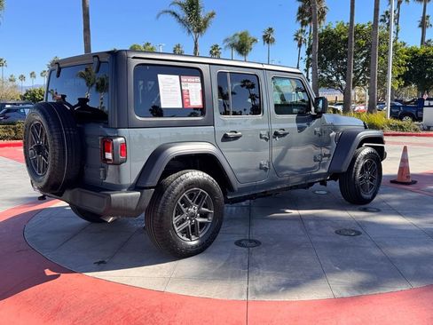 Used 2024 Jeep Wrangler Sport S image 8