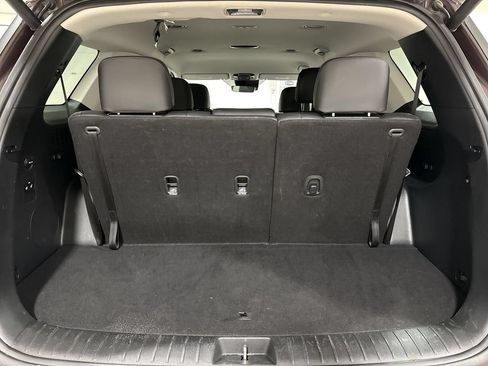 Used 2024 Hyundai Palisade SEL FWD image 25