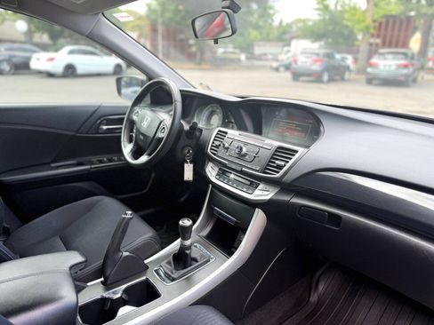 Used 2015 Honda Accord Sport image 10