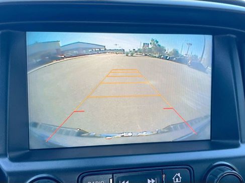 Used 2015 Chevrolet Colorado LT image 13