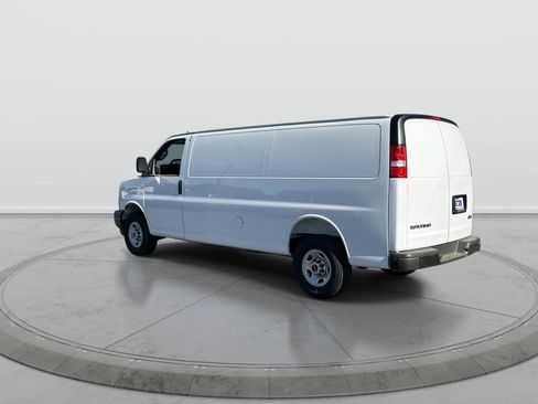 New 2025 GMC Savana 2500 Extended w/ Driver Convenience Package RWD image 6
