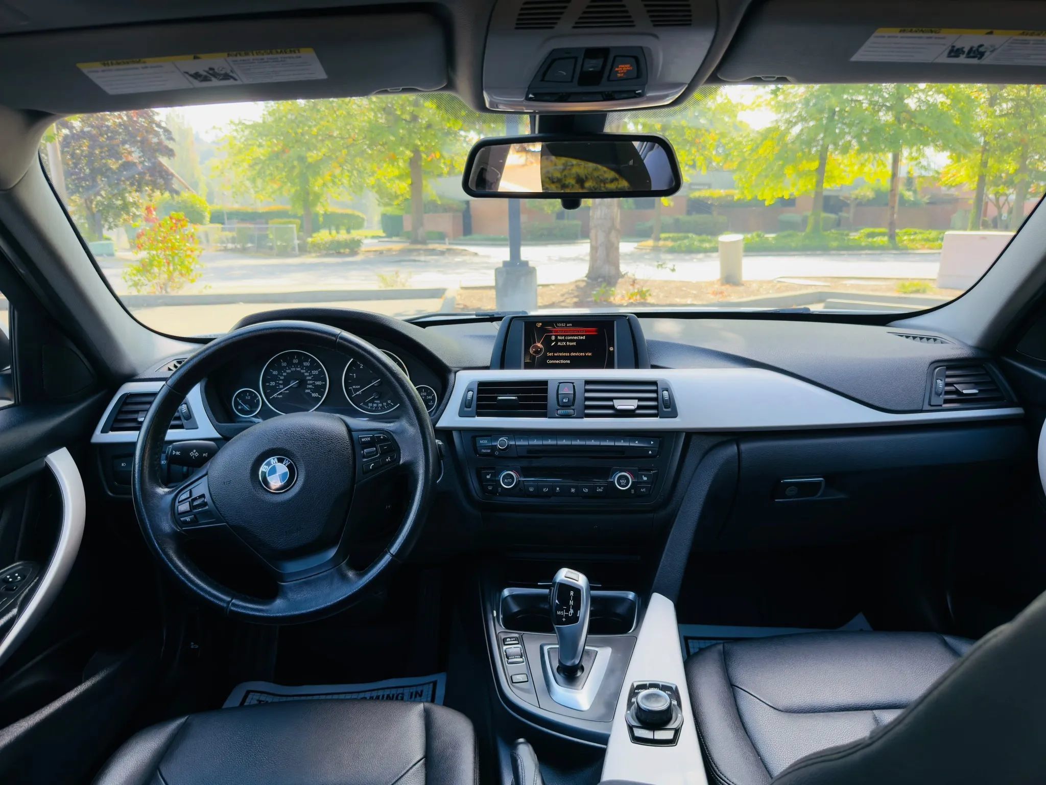 Used 2015 BMW 320i xDrive Sedan AWD/4WD image 12