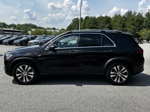 Certified 2025 Mercedes-Benz GLE 450e 4MATIC w/ Driver Assistance Package image 5