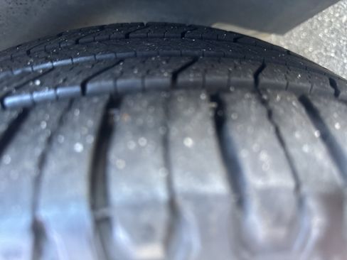 Used 2017 Ford Focus SEL image 12