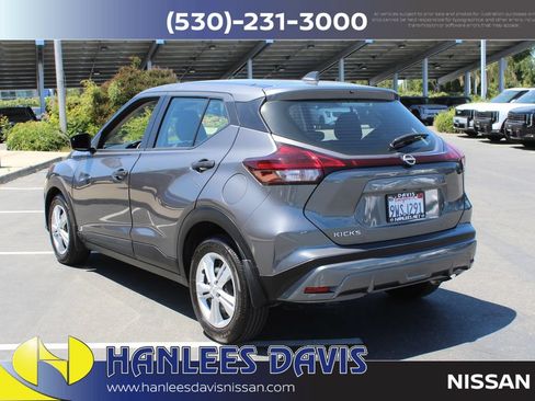Used 2025 Nissan Kicks Play S FWD image 9
