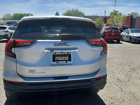 Used 2020 GMC Terrain SLE w/ Driver Convenience Package FWD image 7