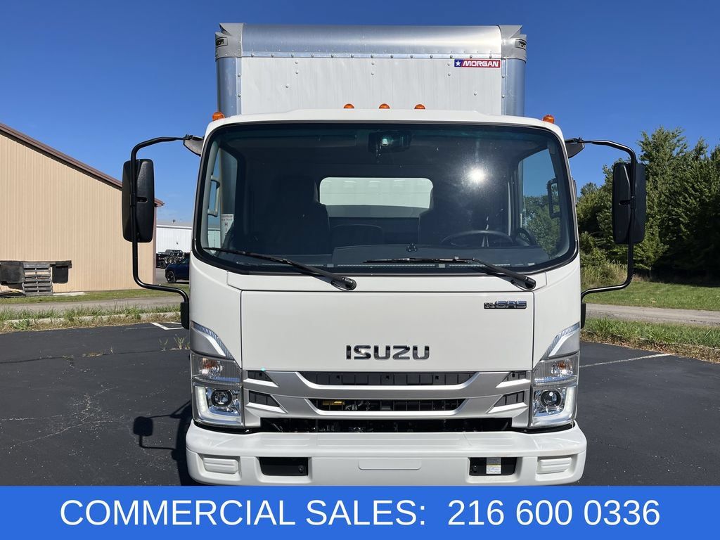 Used 2024 Isuzu NPR RWD image 11