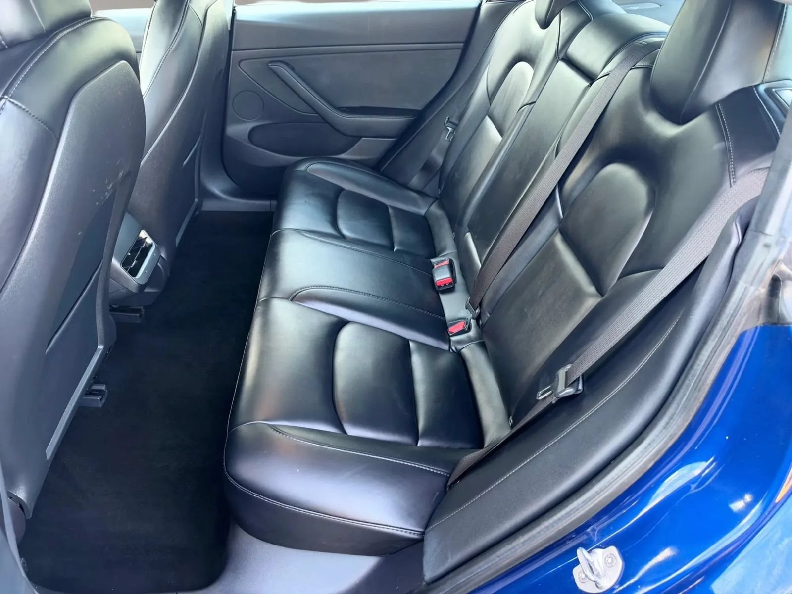 Used 2021 Tesla Model 3 Standard Range Plus RWD image 5