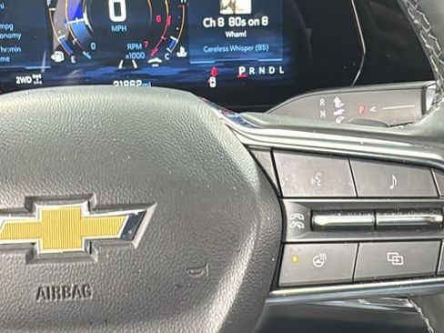 Used 2025 Chevrolet Equinox LT image 22