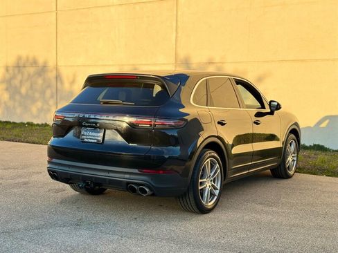 Used 2019 Porsche Cayenne S AWD/4WD image 11