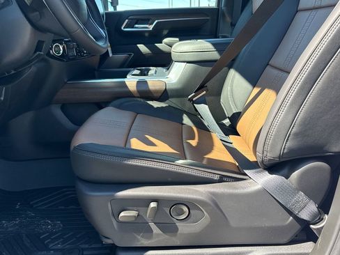 New 2026 Chevrolet Silverado 2500 High Country w/ High Country Premium Package AWD/4WD image 10