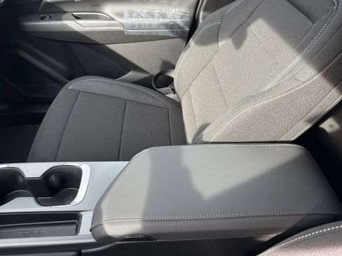 New 2026 Chevrolet Equinox EV LT image 14