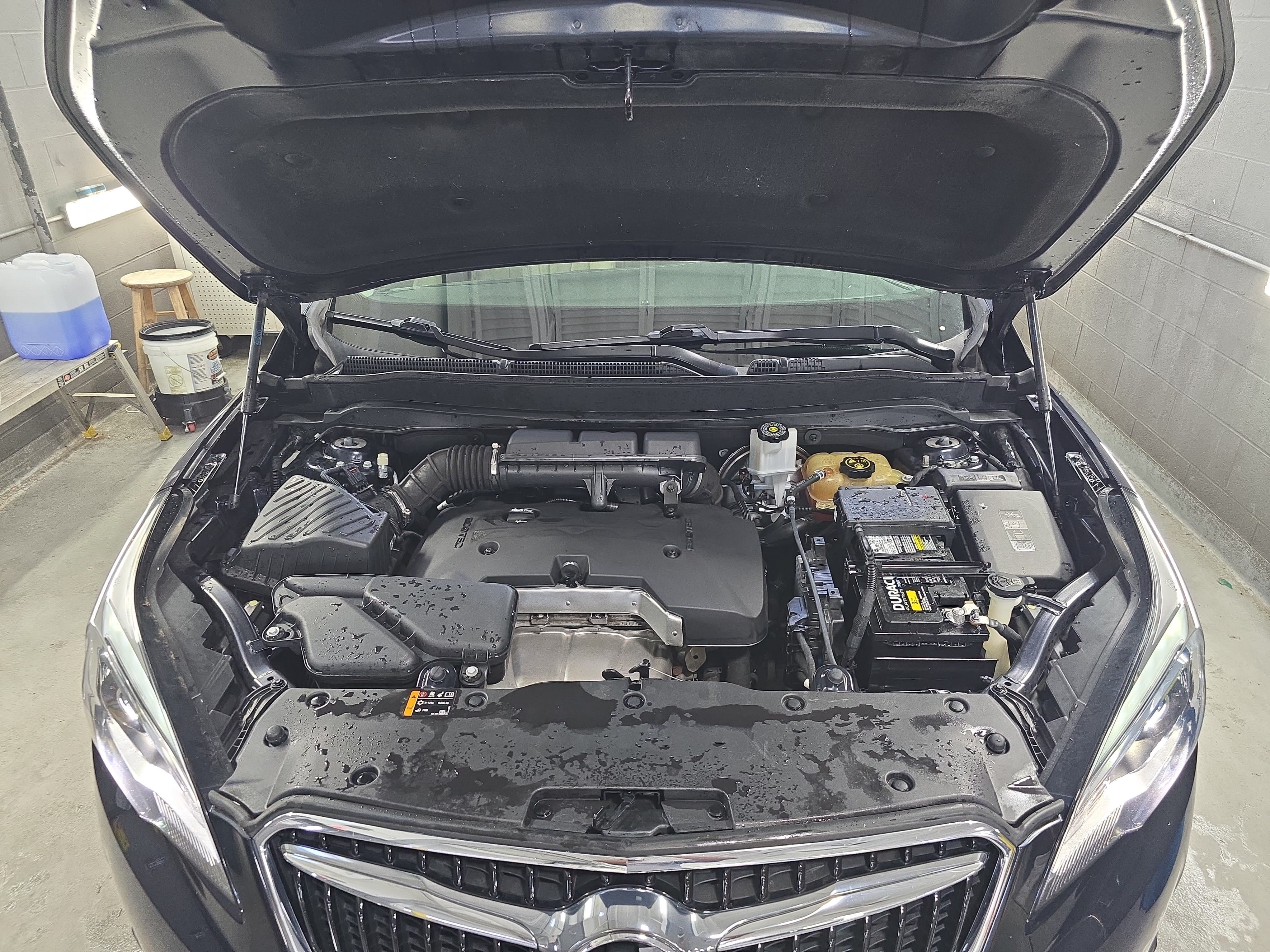 Used 2020 Buick Envision Essence w/ Experience Buick Package FWD image 29
