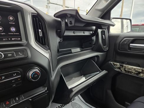 Used 2021 Chevrolet Silverado 1500 Custom Trail Boss w/ Realtree Special Edition AWD/4WD image 12