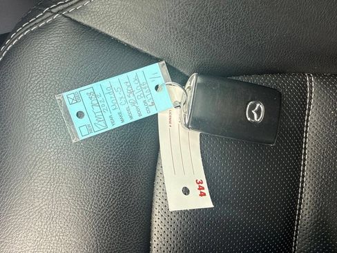 Used 2025 MAZDA CX-5 AWD 2.5 S w/ Preferred Package image 15
